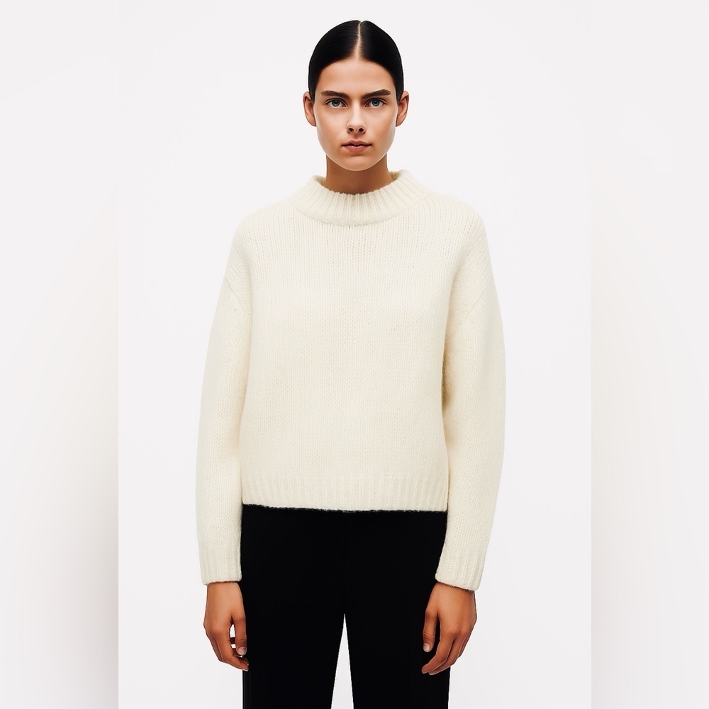 ZARA | chunky knit cream boxy crewneck sweater